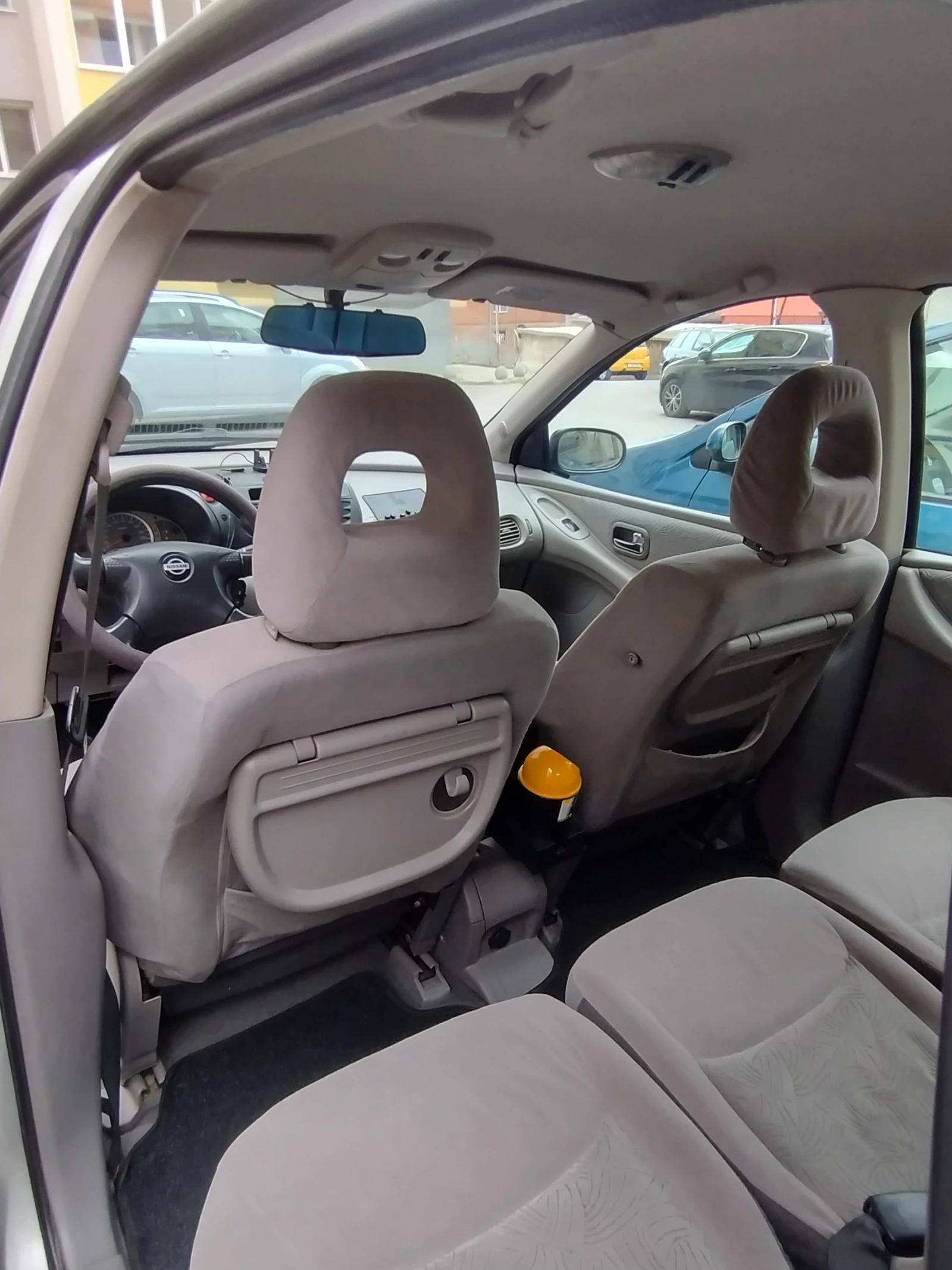 Nissan Almera tino, снимка 13 - Автомобили и джипове - 55164213