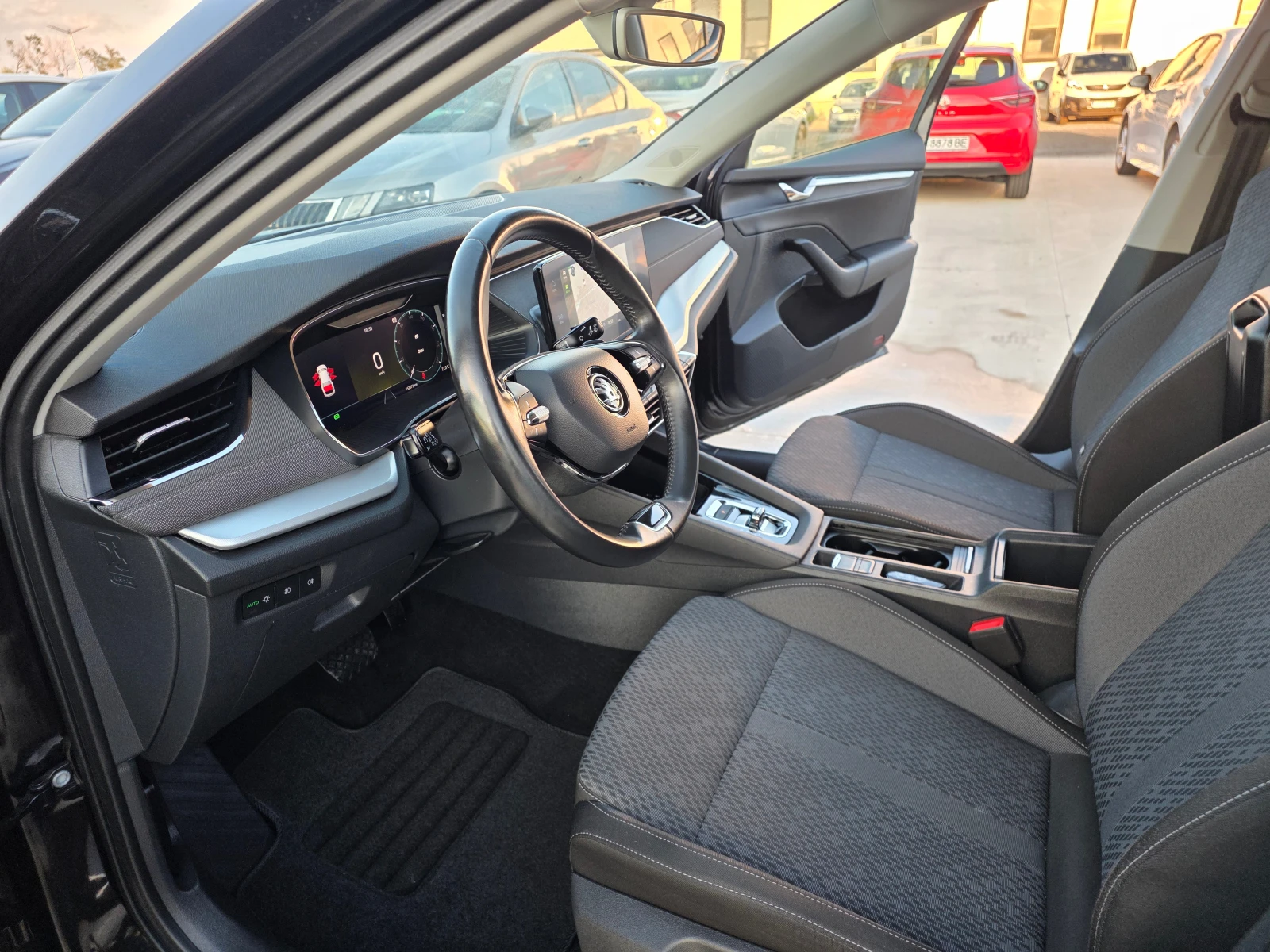 Skoda Octavia 2.0 TDI А/Т-150кс, снимка 13 - Автомобили и джипове - 56111552