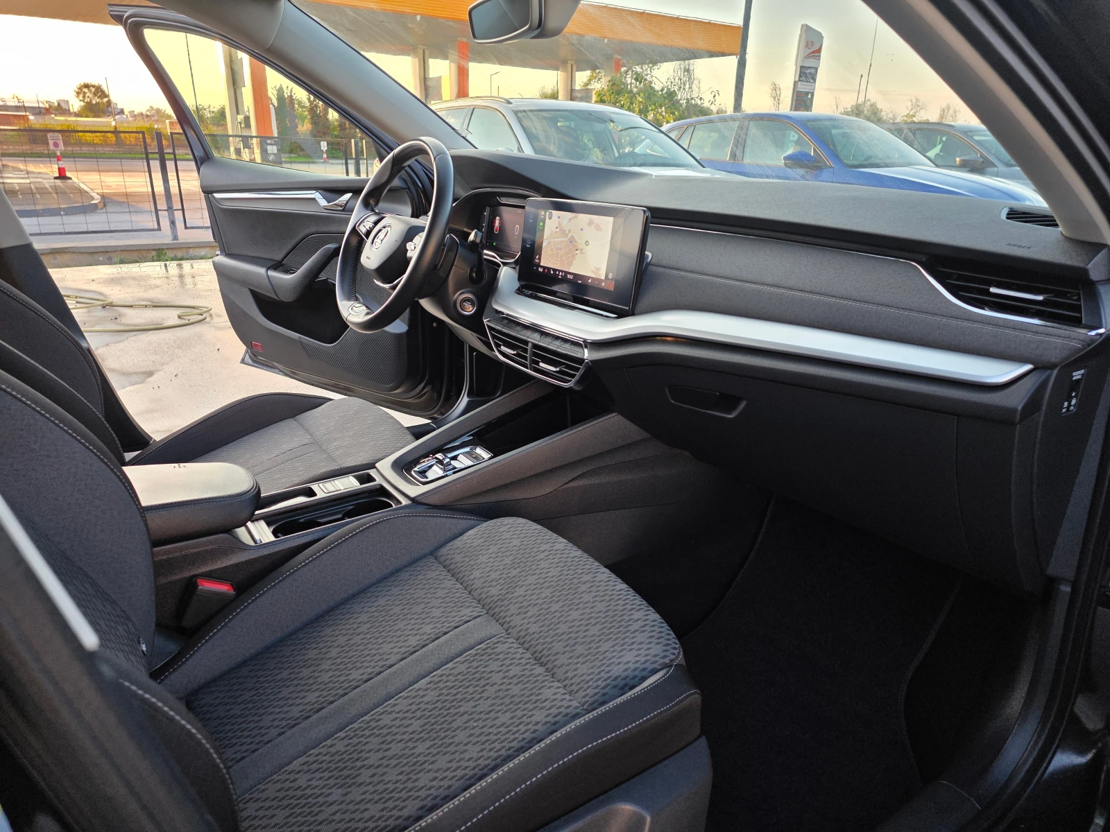 Skoda Octavia 2.0 TDI А/Т-150кс, снимка 9 - Автомобили и джипове - 56111552