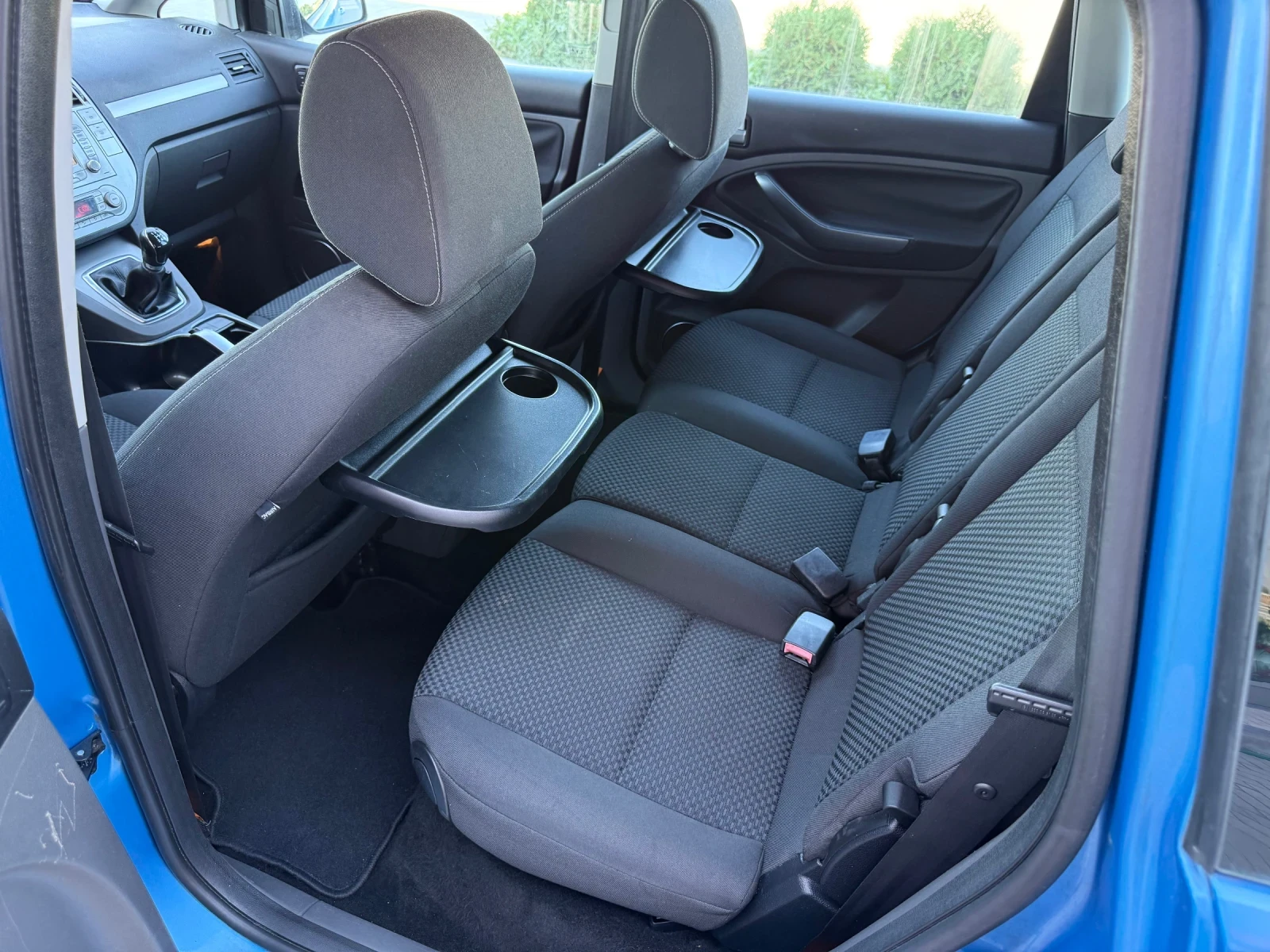 Ford C-max 1.8i TITANIUM / NAVI / PARKTRONIC / FULL SERVICE, снимка 11 - Автомобили и джипове - 56133832