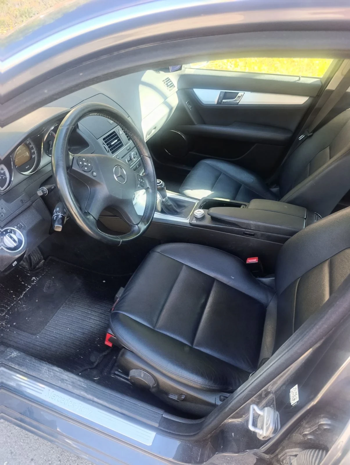 Mercedes-Benz C 220, снимка 14 - Автомобили и джипове - 56162027