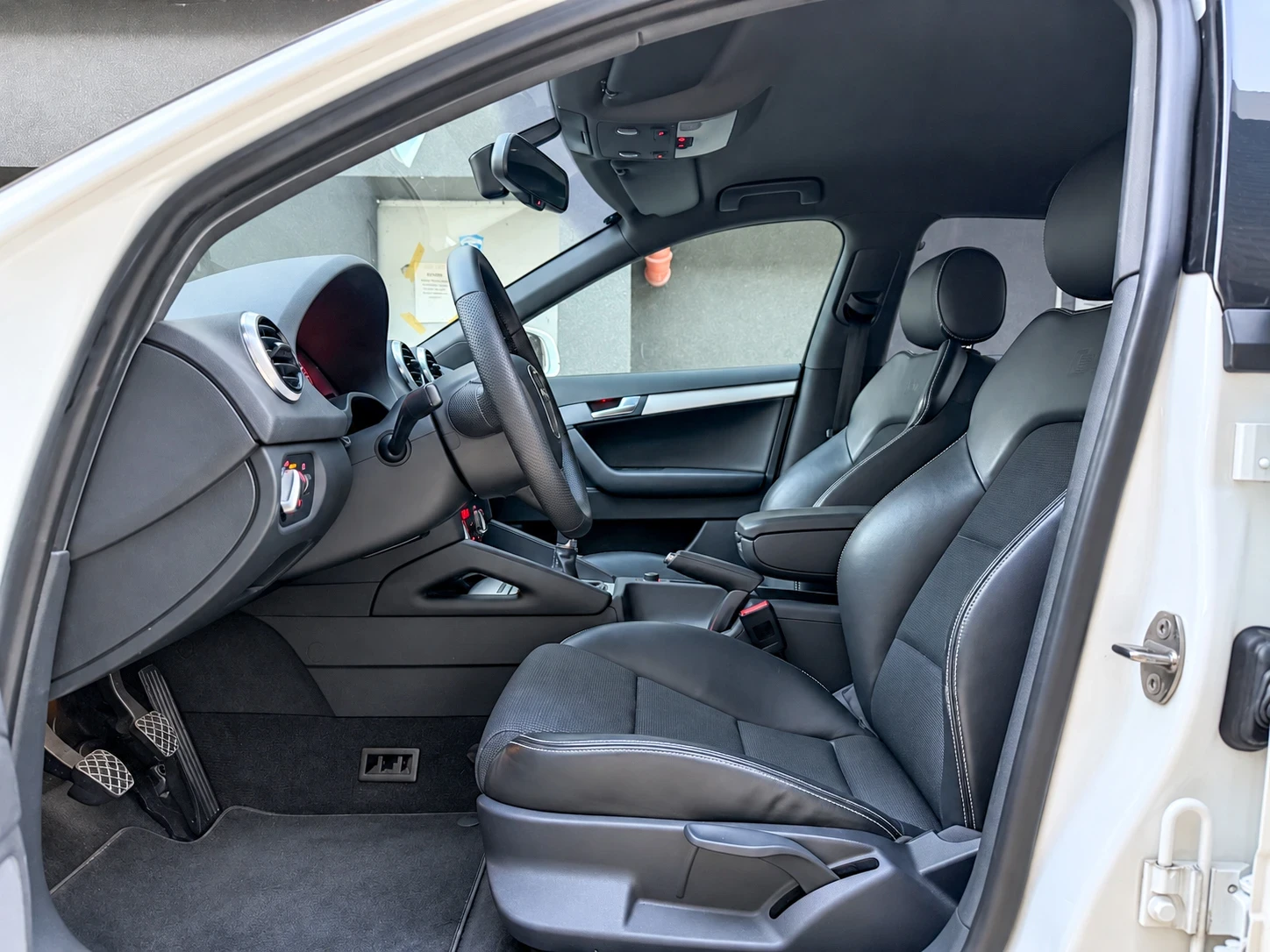 Audi A3 2.0 TDI 3xS-Line Common Rail, снимка 7 - Автомобили и джипове - 56237971