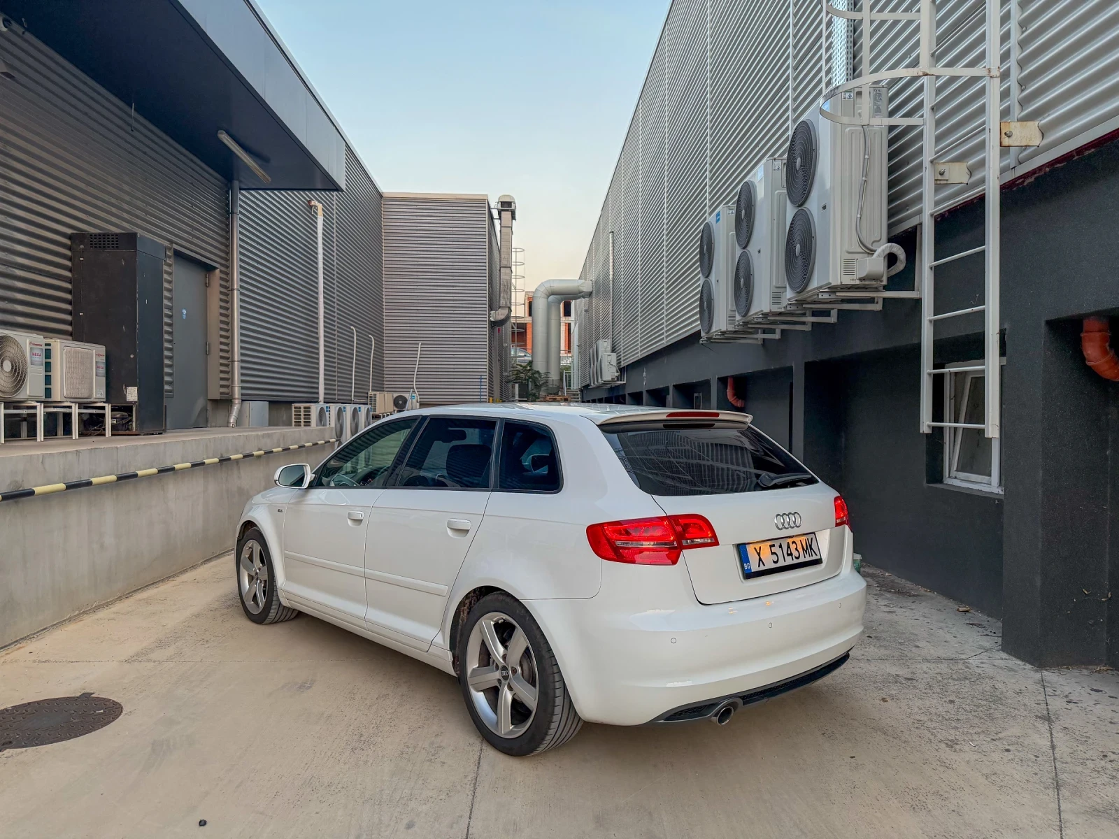 Audi A3 2.0 TDI 3xS-Line Common Rail, снимка 6 - Автомобили и джипове - 56237971