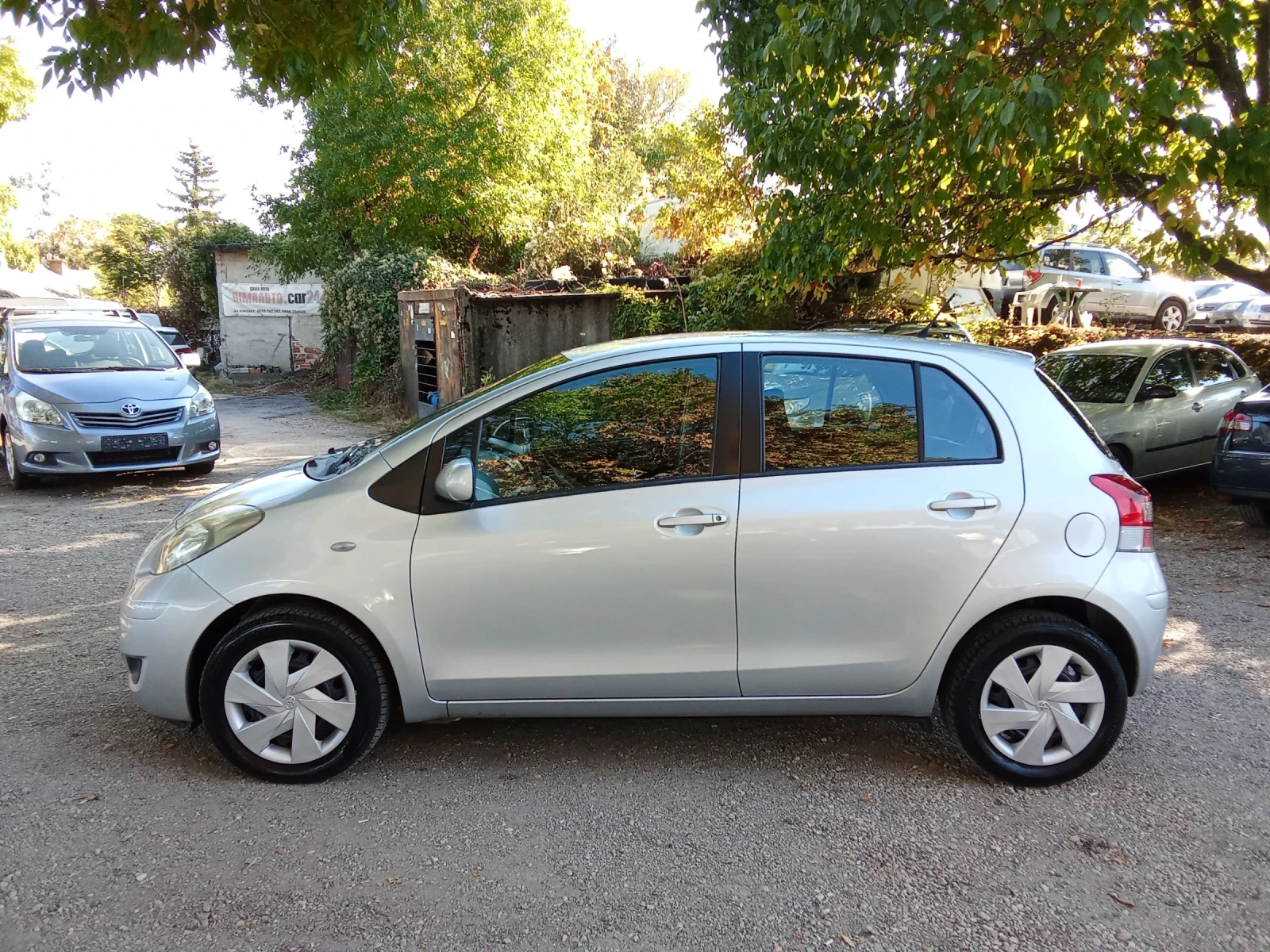 Toyota Yaris 1.3i-VVT-I-100k.c.-6ckopoc��-���� 5 | Mobile.bg � ����������� 2