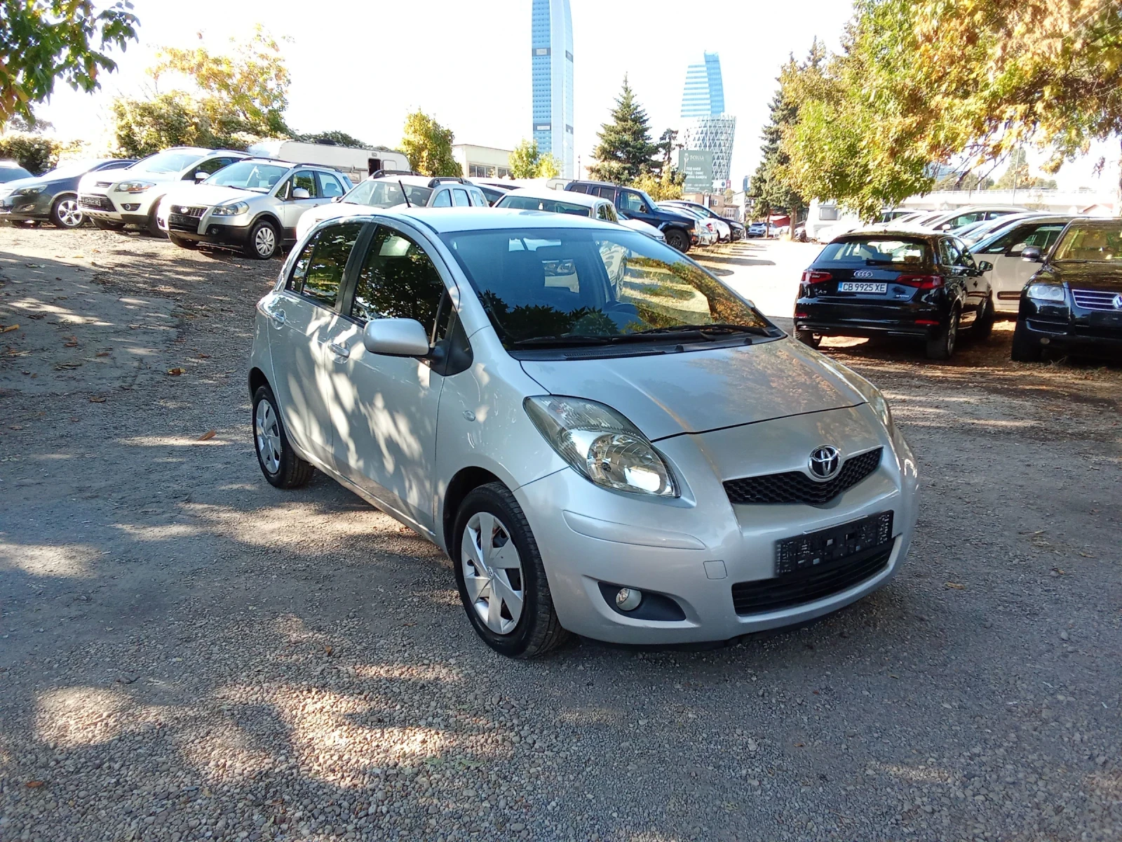 Toyota Yaris 1.3i-VVT-I-100k.c.-6ckopoc��-���� 5 | Mobile.bg � ����������� 6