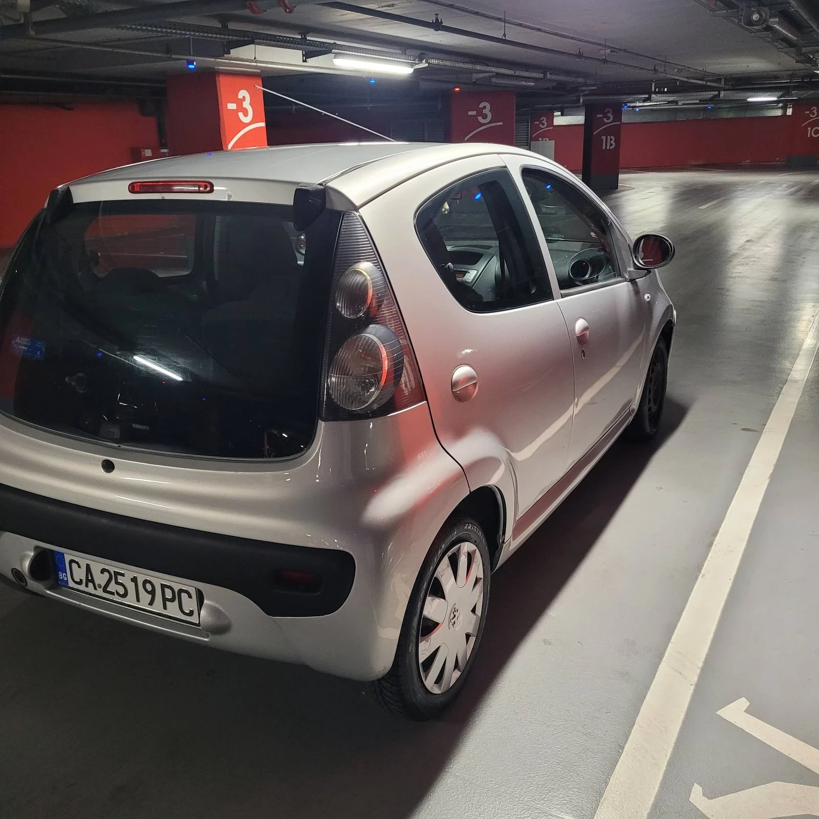 Peugeot 107, снимка 2 - Автомобили и джипове - 56641349