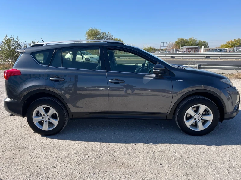 Toyota Rav4 2.0 D-4D Active, снимка 4 - Автомобили и джипове - 47674998