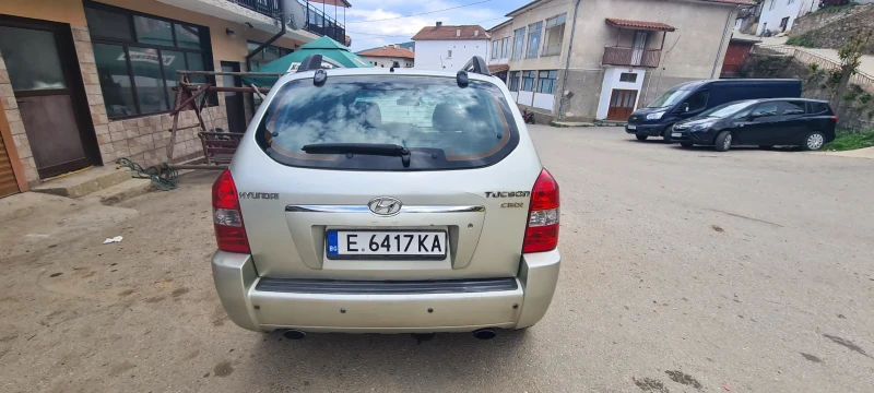 Hyundai Tucson, снимка 6 - Автомобили и джипове - 47729535