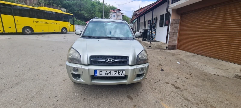 Hyundai Tucson, снимка 1 - Автомобили и джипове - 47729535