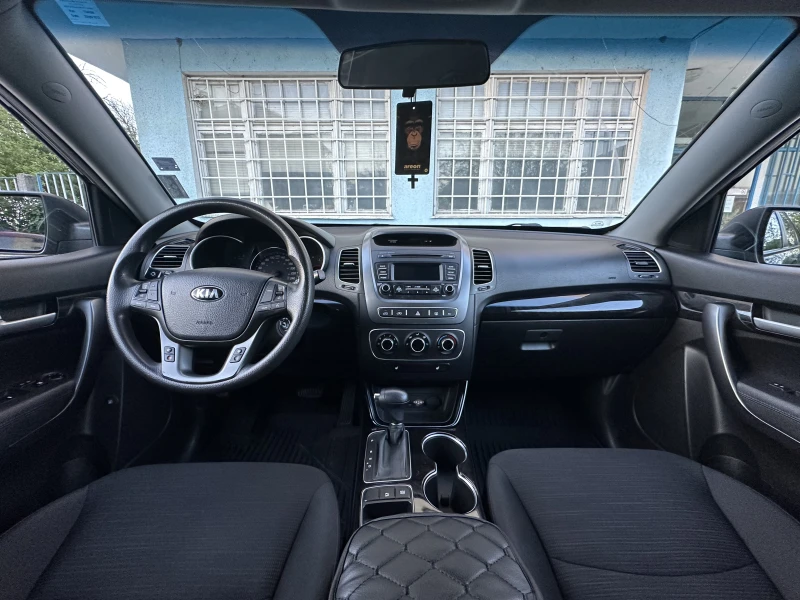 Kia Sorento 2.4 GDI, снимка 14 - Автомобили и джипове - 51792850