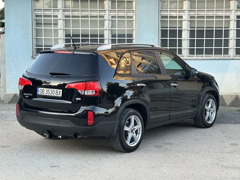 Kia Sorento 2.4 GDI, снимка 5 - Автомобили и джипове - 51792850