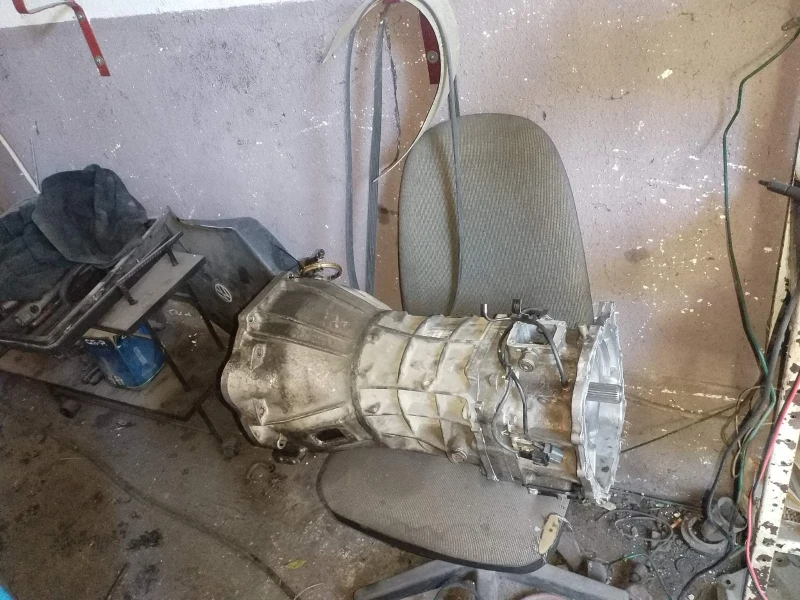 Mitsubishi L200, снимка 2 - Автомобили и джипове - 52415300