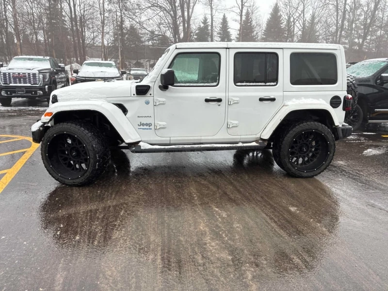 Jeep Wrangler 2021 Unlimited Sahara * CARFAX * БЕЗ ПЪРВОНАЧАЛНА, снимка 3 - Автомобили и джипове - 52959203