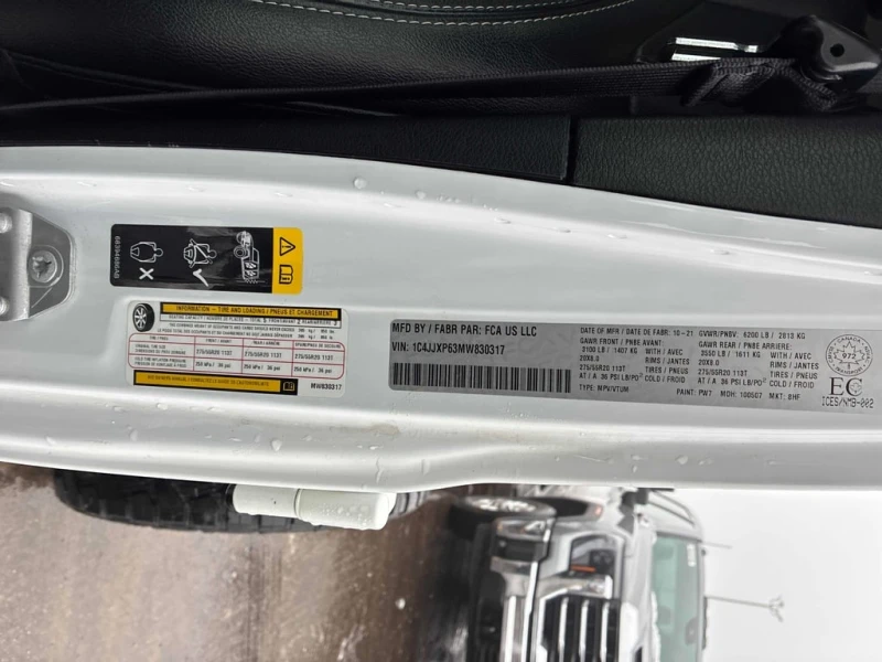 Jeep Wrangler 2021 Unlimited Sahara * CARFAX * БЕЗ ПЪРВОНАЧАЛНА, снимка 11 - Автомобили и джипове - 52959203