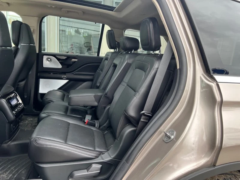 Lincoln Aviator * АвтоКреди* (ЦЕНА ДО БГ), снимка 13 - Автомобили и джипове - 53026766