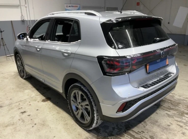 VW T-Cross R-line 1.5TSI DSG, снимка 9 - Автомобили и джипове - 54880247