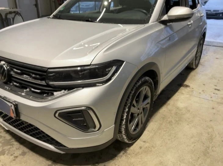 VW T-Cross R-line 1.5TSI DSG, снимка 3 - Автомобили и джипове - 54880247