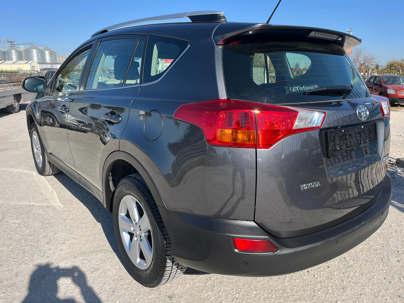 Toyota Rav4 2.0 D-4D Active - изображение 6