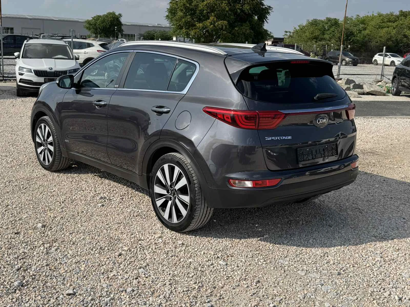 Kia Sportage 2.0CRDI 4X4 AUTOMAT - изображение 7