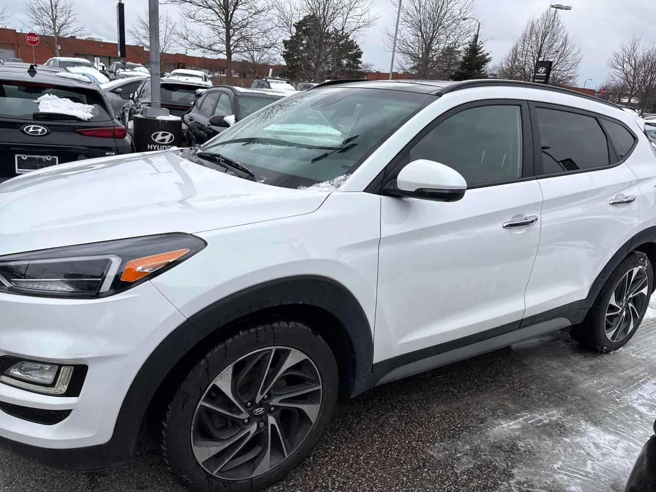 Hyundai Tucson * Ultimate * KEYLESS * ОБДУХВАНЕ * ПОДГРЕВ * ПАНО, снимка 3 - Автомобили и джипове - 54034429