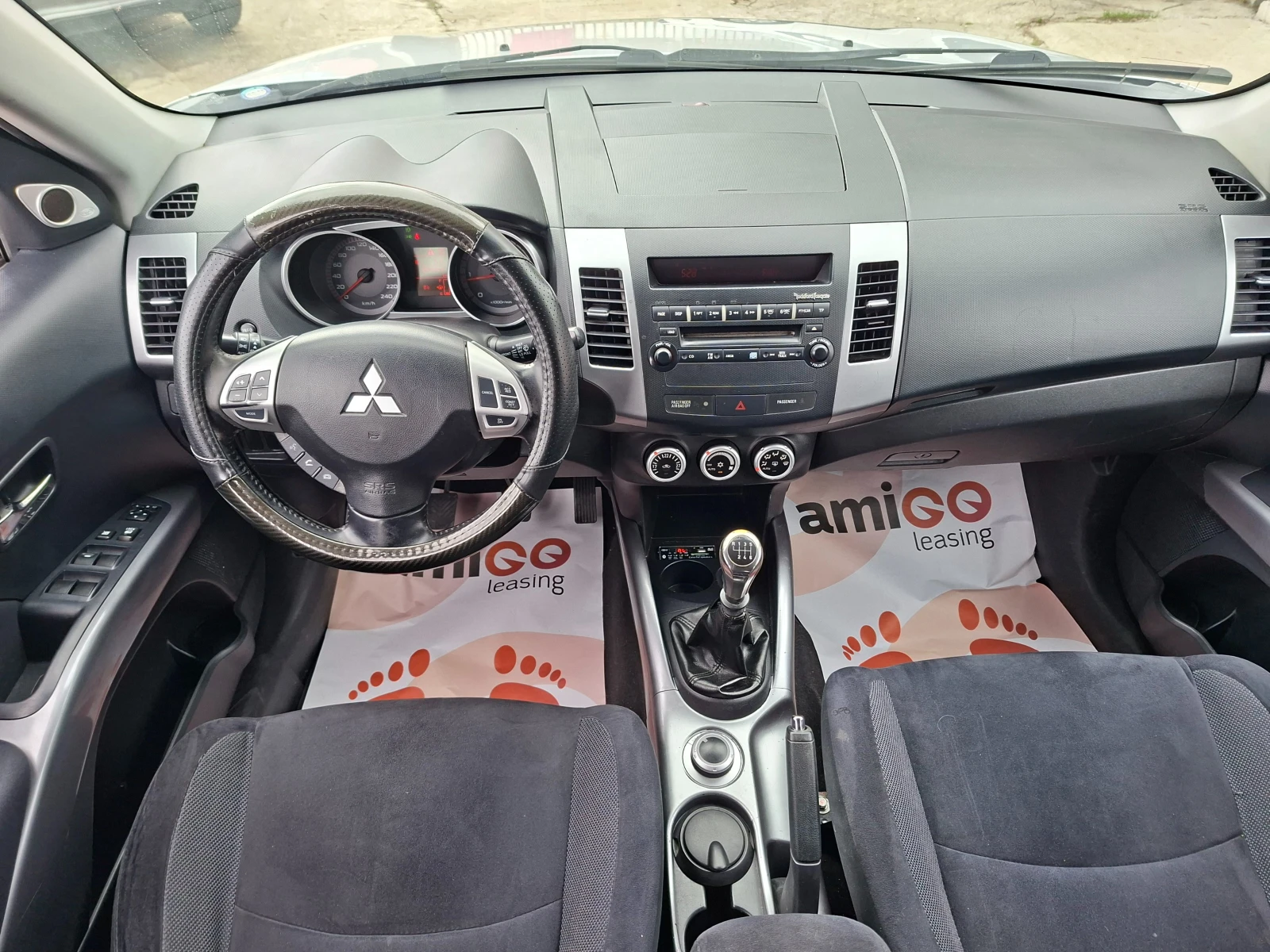 Mitsubishi Outlander 2.0DID* INSTYLE* 6-SPEED* 36м. х 140EUR.* , снимка 10 - Автомобили и джипове - 54068614