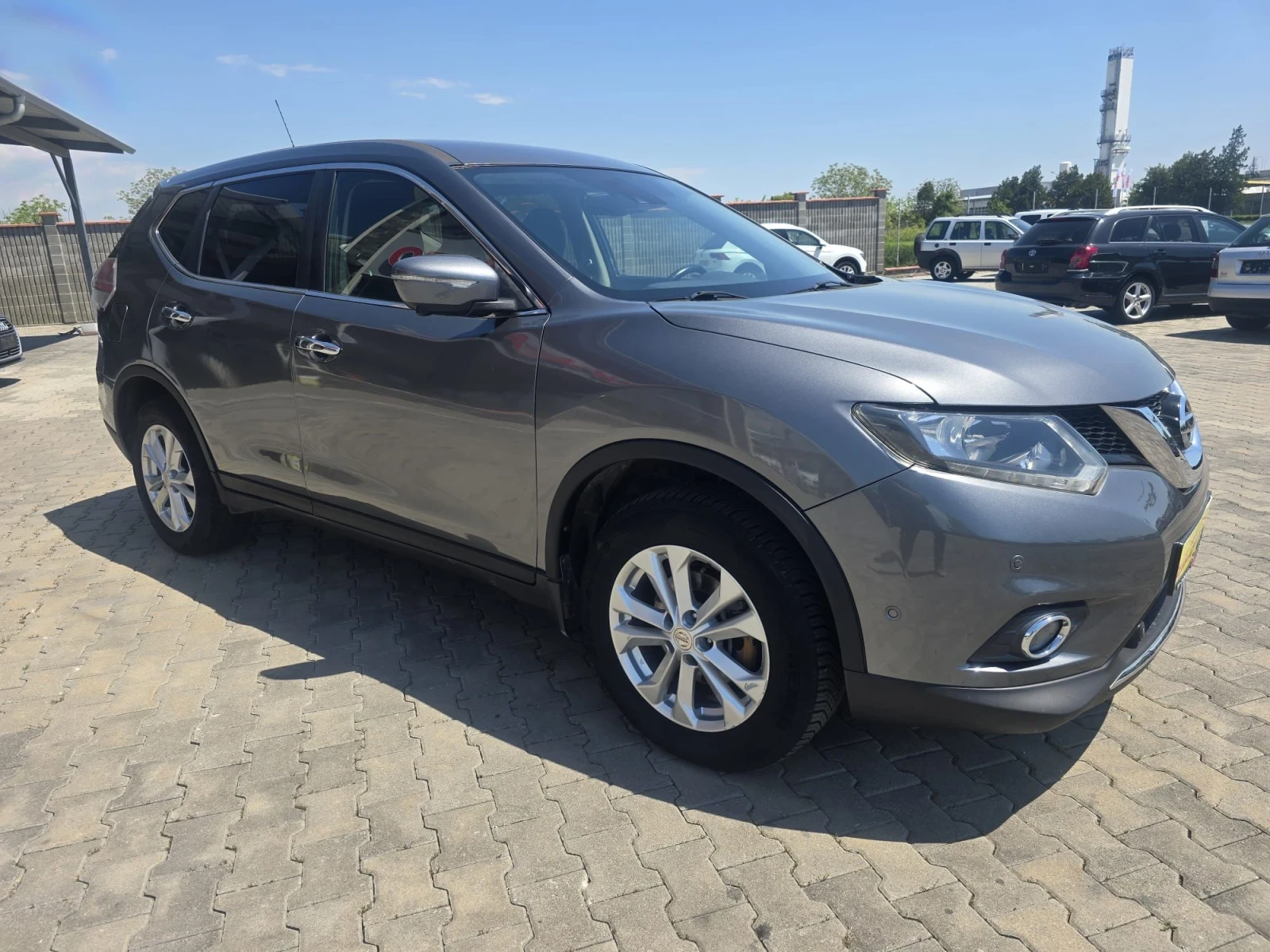 Nissan X-trail 1.6DCI, снимка 3 - Автомобили и джипове - 54445977