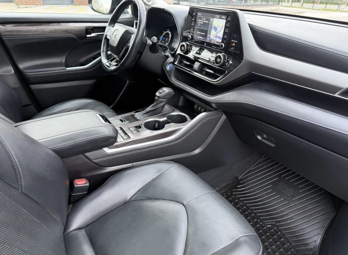 Toyota Highlander HYBRID LIMITED * 1 СОБСТВЕНИК * БЕЗ ИНЦИДЕНТИ * , снимка 9 - Автомобили и джипове - 54588920