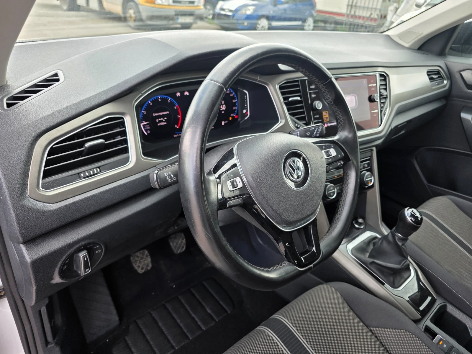 VW T-Roc 1.0i 115k.c ITALIA EURO 6D , снимка 8 - Автомобили и джипове - 54641703