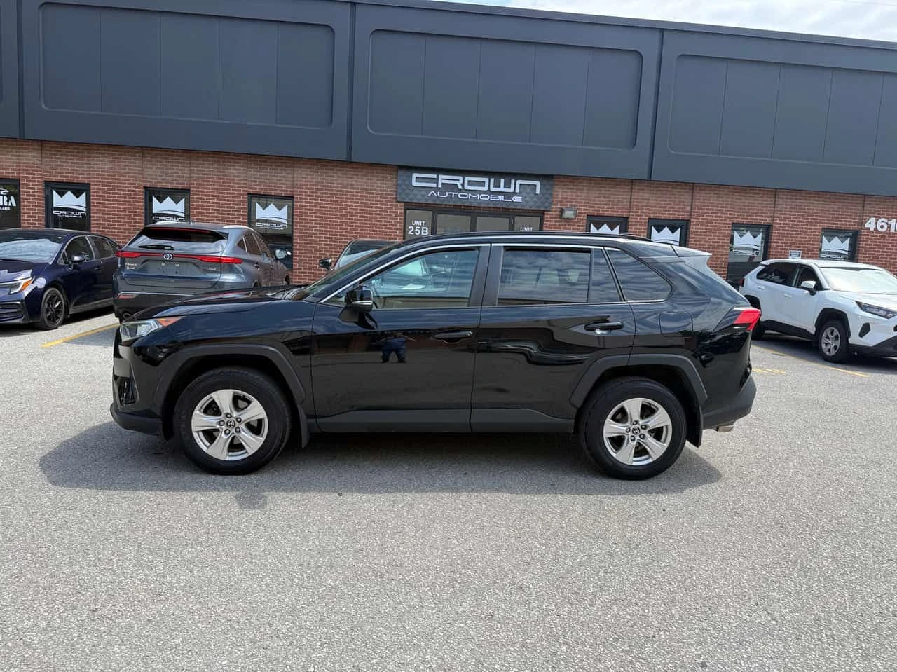 Toyota Rav4 * XLE * CARFAX * ОПЦИЯ ЗА ФИНАНСИРАНЕ, снимка 2 - Автомобили и джипове - 55199409