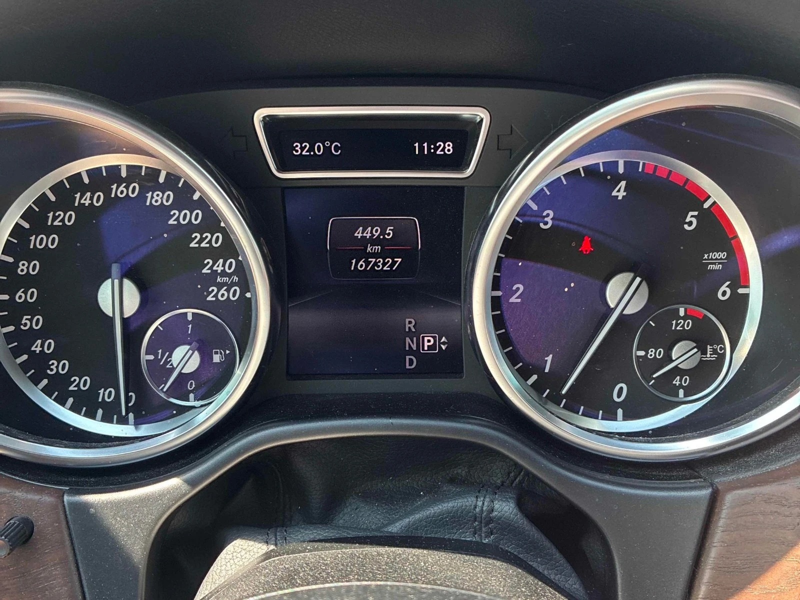 Mercedes-Benz ML 350 BLUETEC* AMG* 360* PANO* HARMAN* ПОДГРЕВ, снимка 9 - Автомобили и джипове - 55442124