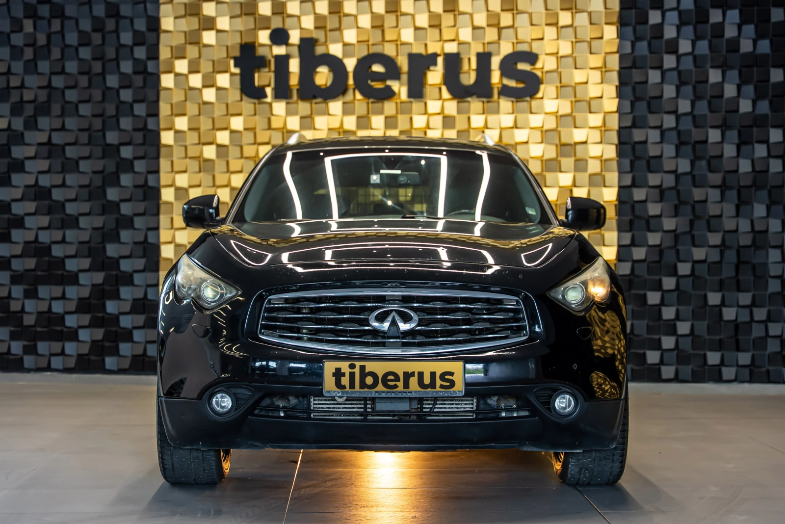 Infiniti Fx 30 d, снимка 3 - Автомобили и джипове - 55446489