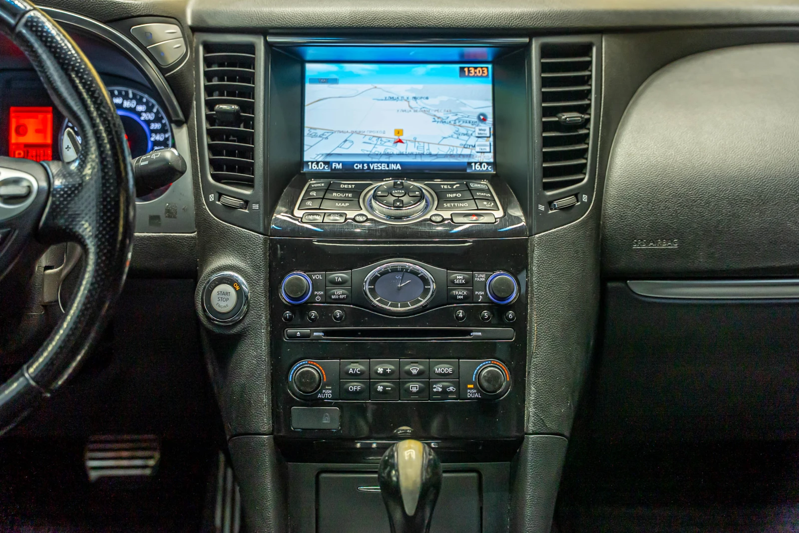 Infiniti Fx 30 d, снимка 13 - Автомобили и джипове - 55446489