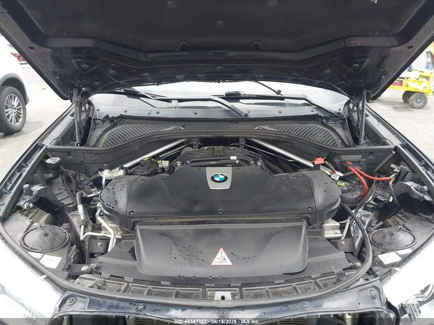 BMW X5 M Pack * АвтоКредит * (ЦЕНА ДО БГ), снимка 16 - Автомобили и джипове - 55531689