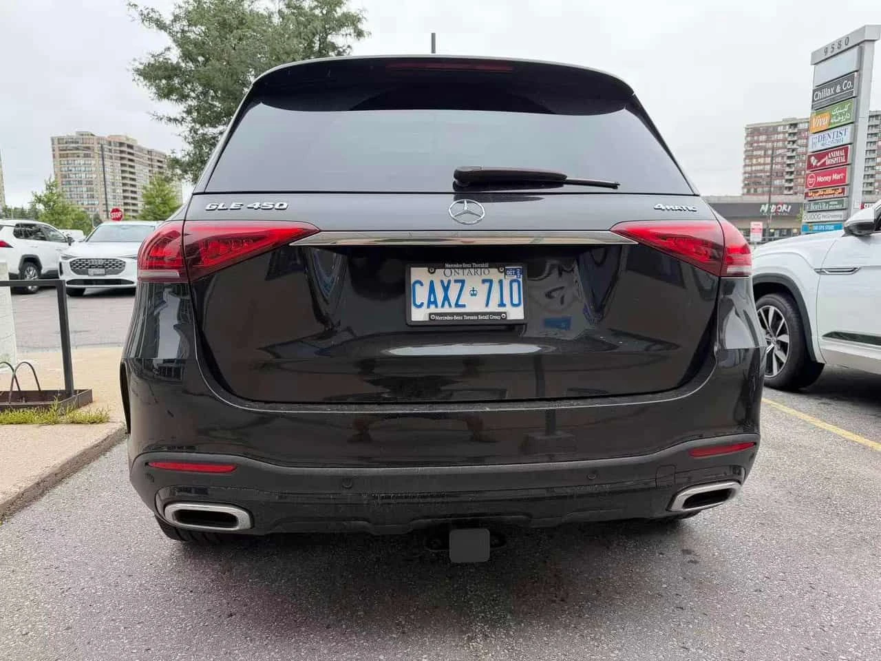 Mercedes-Benz GLE 450 * CARFAX * ДИСТРОНИК * BURMESTER * ХЕД-ЪП, снимка 4 - Автомобили и джипове - 55571802