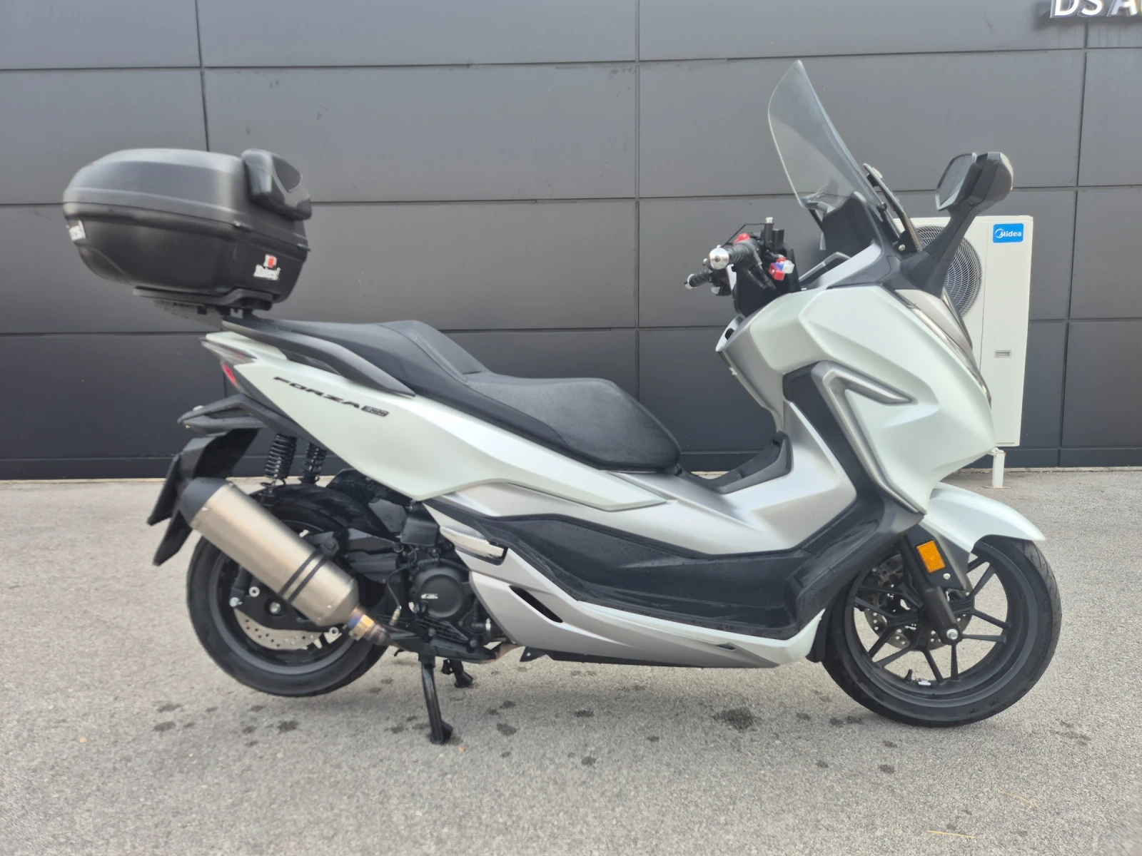 Honda Forza 300cc Delkevic Exhaust БАРТЕР, снимка 2 - Мотоциклети и мототехника - 55851873