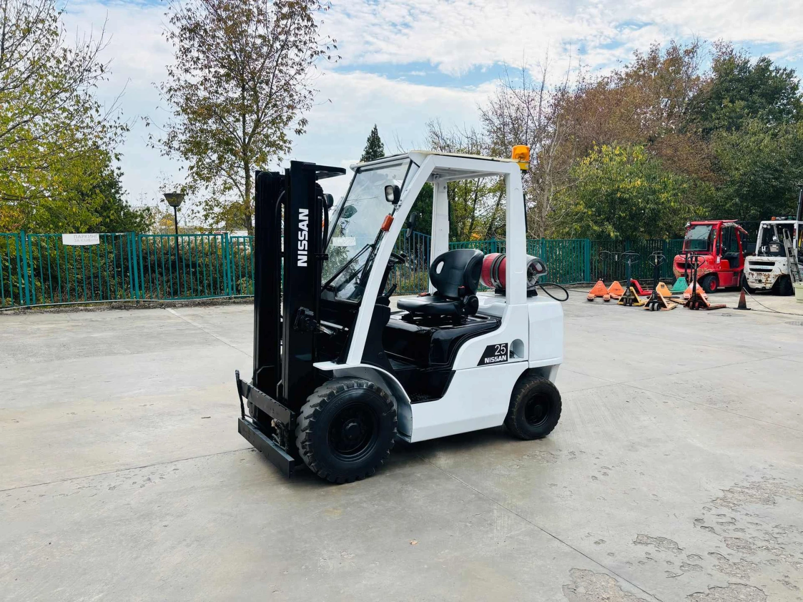  Nissan  ,  | Mobile.bg   1