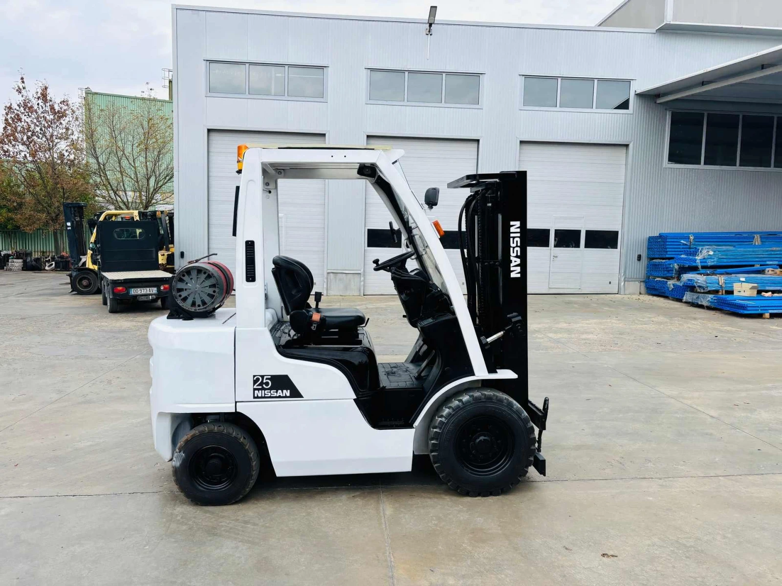  Nissan  ,  | Mobile.bg   5