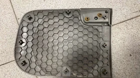 капачка предна тонколона Audi A8 2004- LH 4E0035405, снимка 2