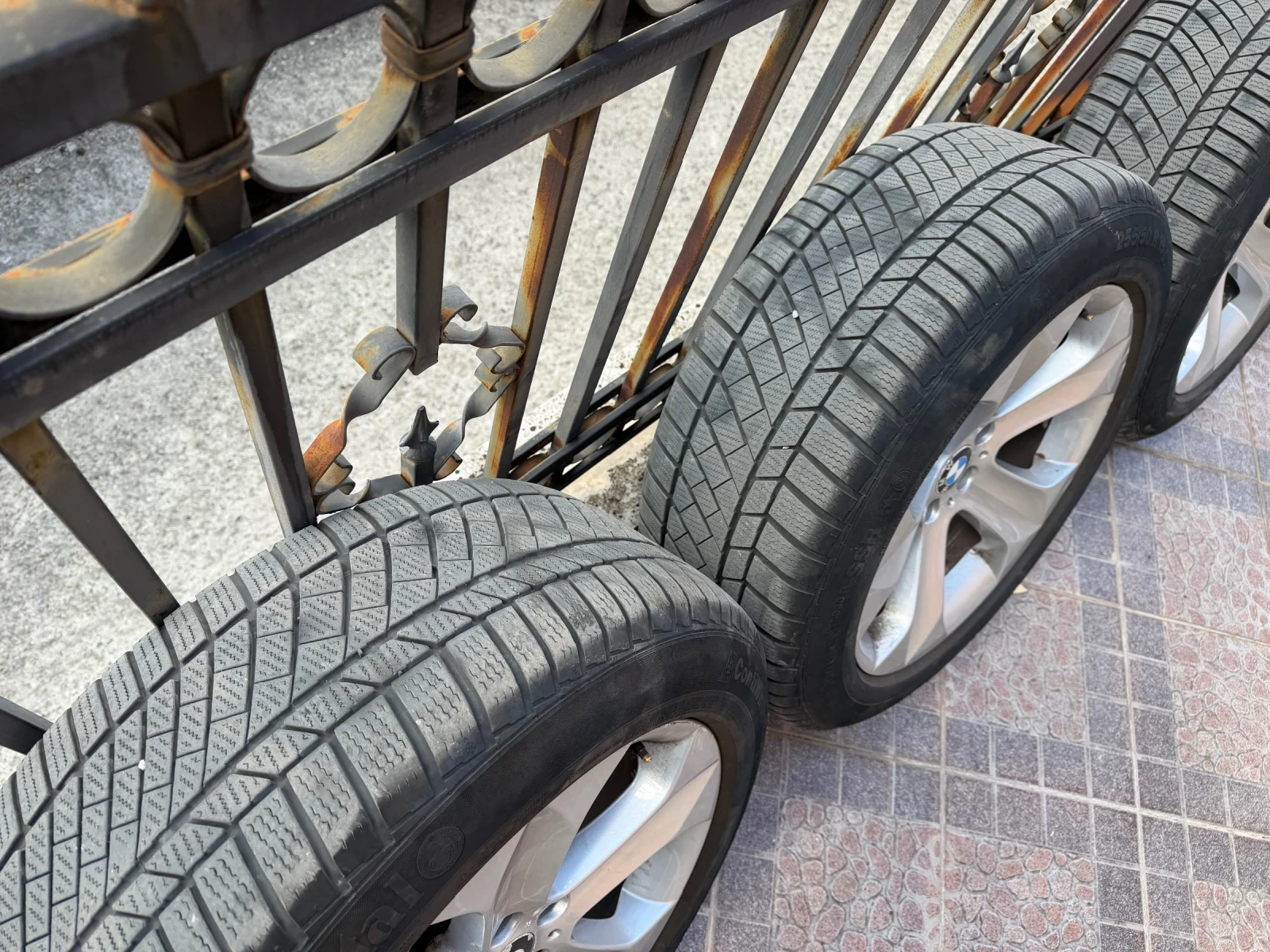 Гуми с джанти Continental 255/50R19, снимка 4 - Гуми и джанти - 55969279