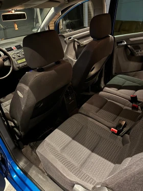 VW Touran 2.0Tdi 7 Местен, снимка 8