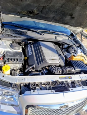 Chrysler 300c HEMI 5.7 V8 340 k.c. | Mobile.bg    17