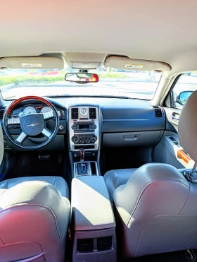 Chrysler 300c HEMI 5.7 V8 340 k.c. | Mobile.bg    11