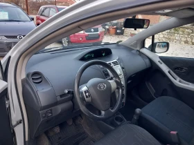 Toyota Yaris 1.3i климатик 88кс - 6300 лв. / 3221.14 € - 37432601 12
