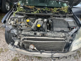 Renault Megane 1.5 DCI - 1000 € / 1955.83 лв. - 32669652 8