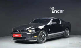 ������ Ford Mustang