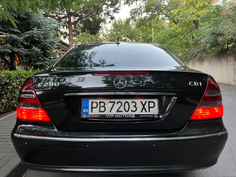 Mercedes-Benz E 280 CDI AVANTGARDE/XENON/NAVI/SEDAN/KOJA/UNIKAT, снимка 8 - Автомобили и джипове - 47398007