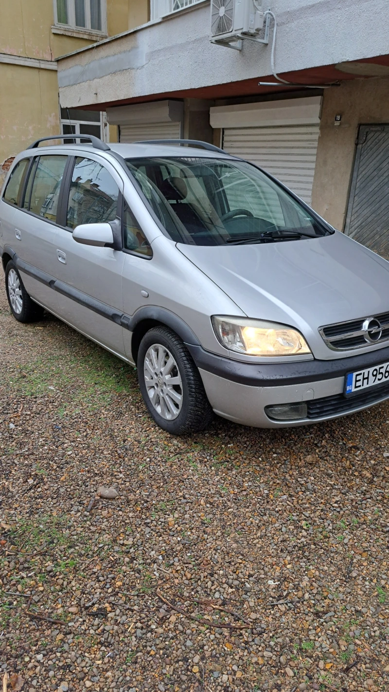 Opel Zafira, снимка 7 - Автомобили и джипове - 48490538