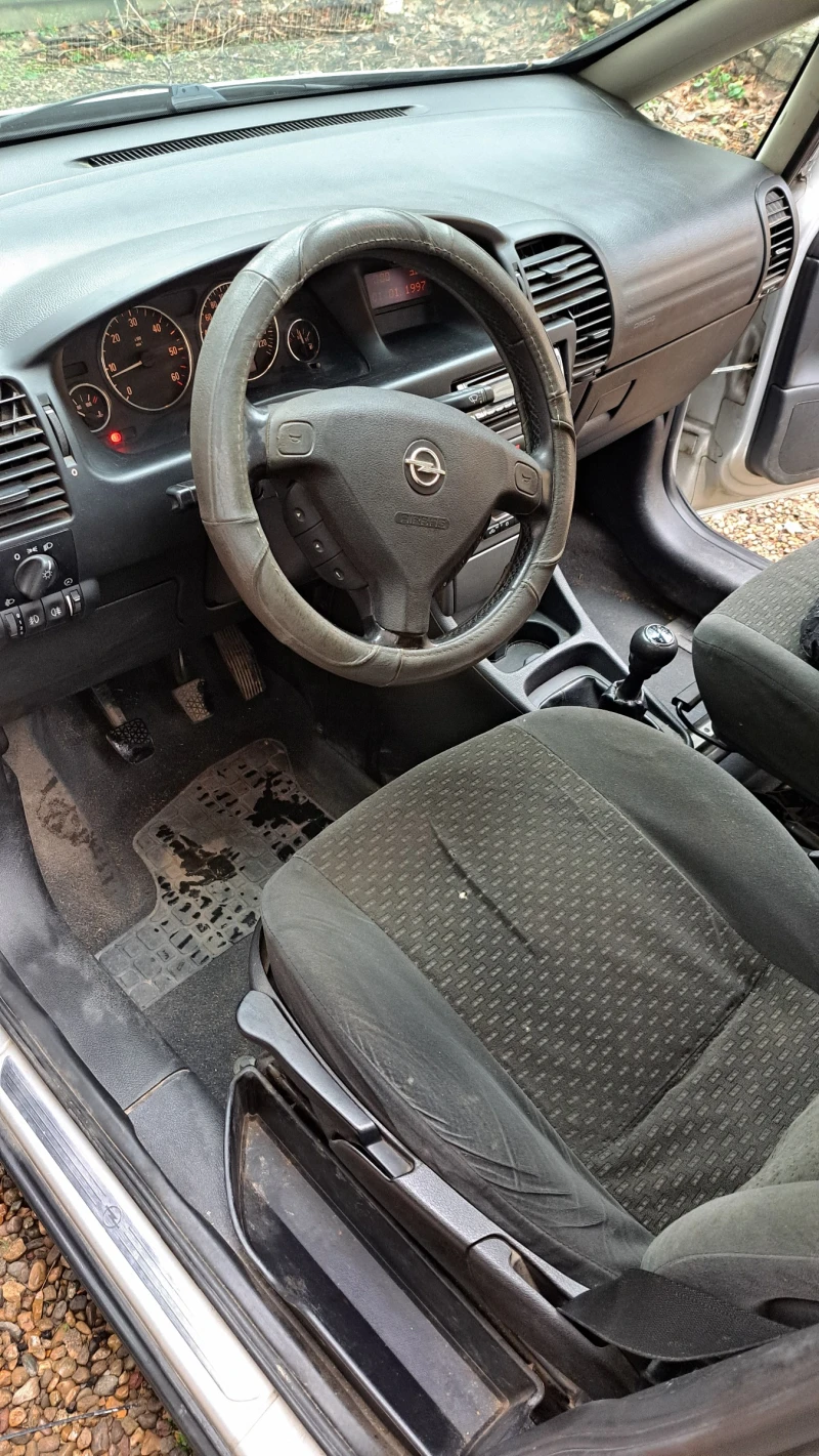 Opel Zafira, снимка 12 - Автомобили и джипове - 48490538