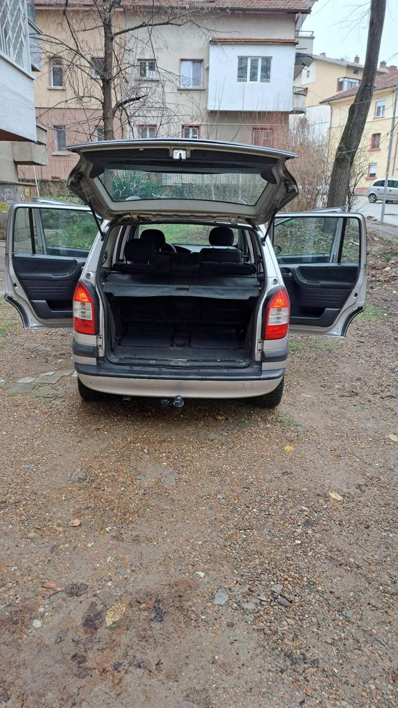 Opel Zafira, снимка 14 - Автомобили и джипове - 48490538