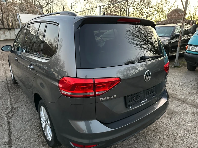 VW Touran 1.6 TDI /7места, снимка 7 - Автомобили и джипове - 48635786